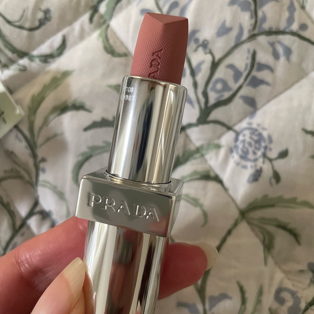 Prada Pradabeauty monochrome soft matte lipstick